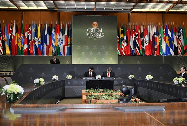 Uzbekistan Signs Critical Minerals MOU with United States